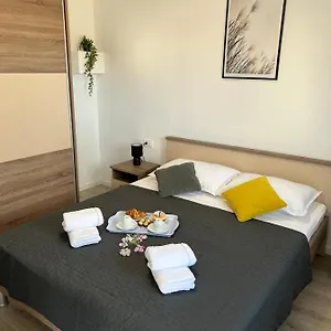 Apartman Ana Appartement Crno