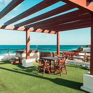 With Ocean View, Pool, Restaurant And Rooftop Holiday home Isla Mujeres